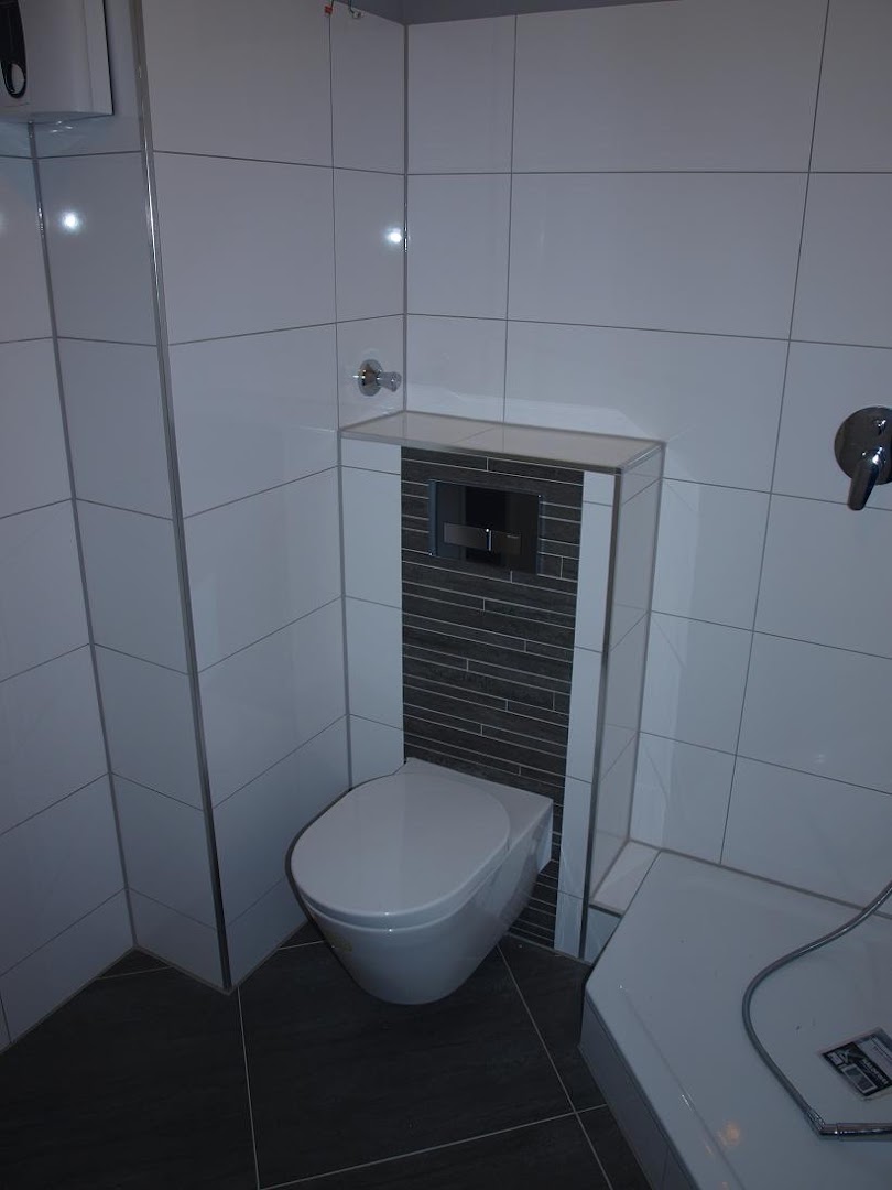 Fliesensylwester, Fliesenleger im Duisburg Nordrhein-Westfalen · Fotos 12