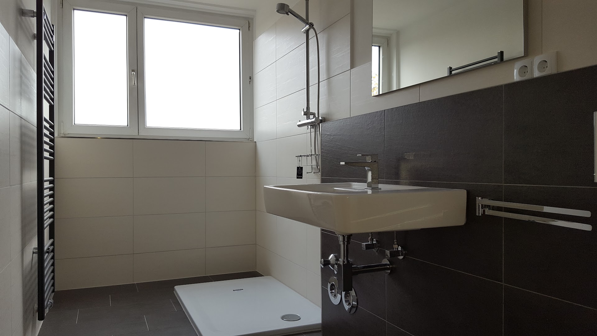 Fliesensylwester, Fliesenleger im Duisburg Nordrhein-Westfalen · Fotos 5
