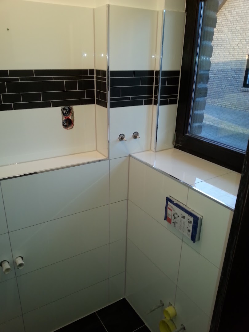 Fliesensylwester, Fliesenleger im Duisburg Nordrhein-Westfalen · Fotos 9